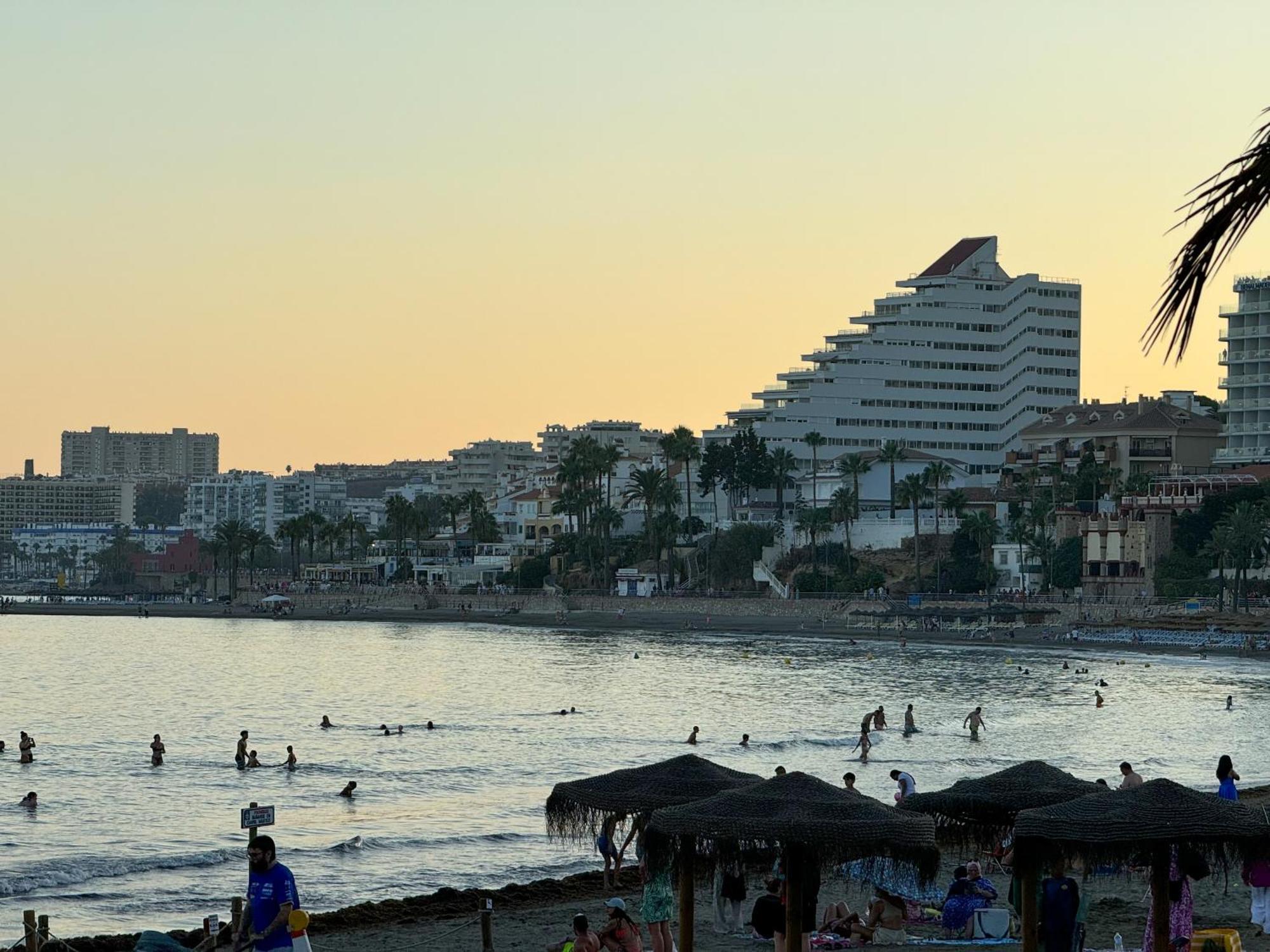 Spectacular Sea Views Benalmadena Daire Dış mekan fotoğraf
